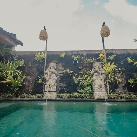 Ferienwohnung Samblung Mas House Denpasar Exterior foto