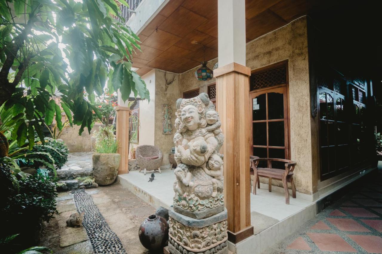 Ferienwohnung Samblung Mas House Denpasar Exterior foto