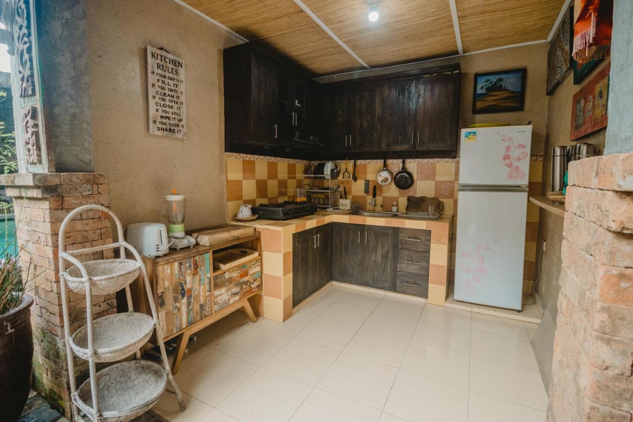 Ferienwohnung Samblung Mas House Denpasar Exterior foto